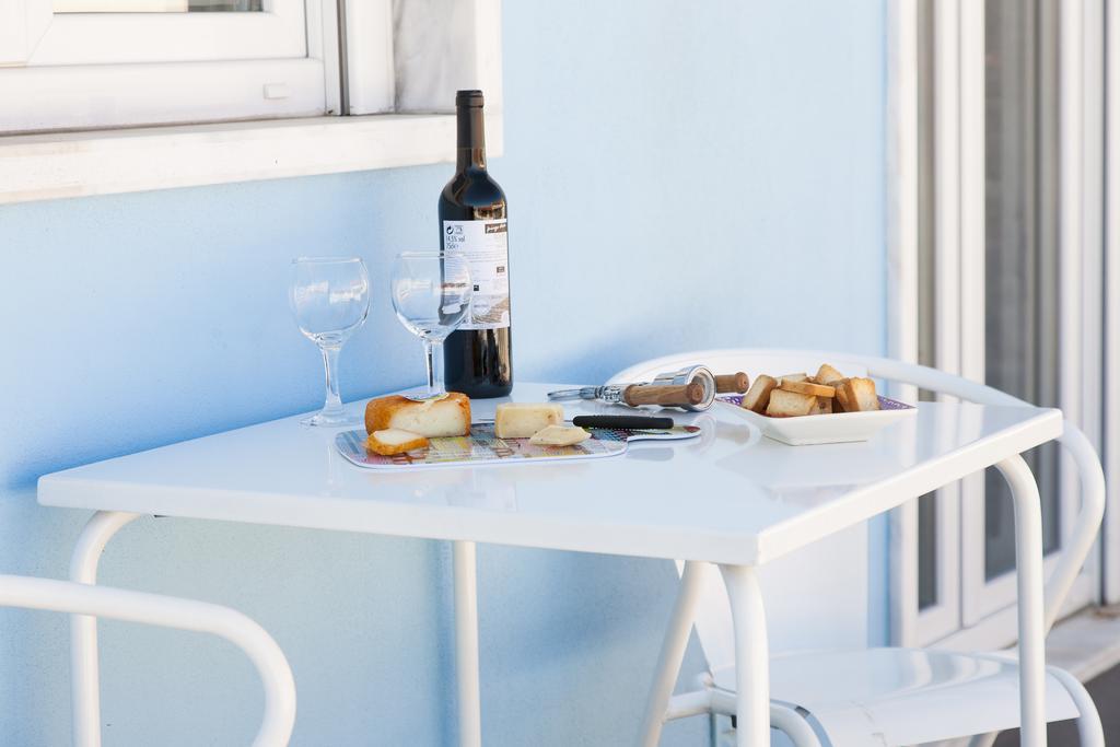 Joivy Joyful 2Br Apt With Terrace Nearby Sao Bento Palace Lisboa Rom bilde