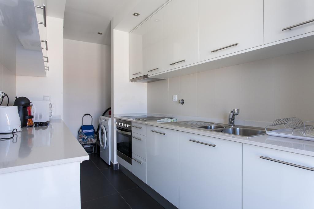 Joivy Joyful 2Br Apt With Terrace Nearby Sao Bento Palace Lisboa Eksteriør bilde