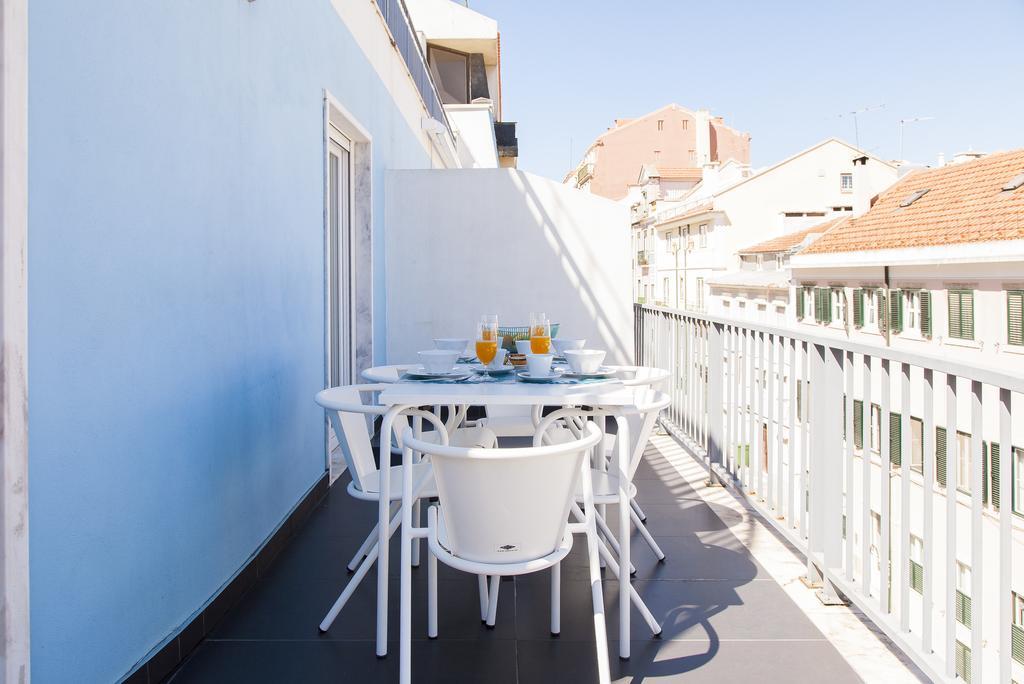 Joivy Joyful 2Br Apt With Terrace Nearby Sao Bento Palace Lisboa Eksteriør bilde