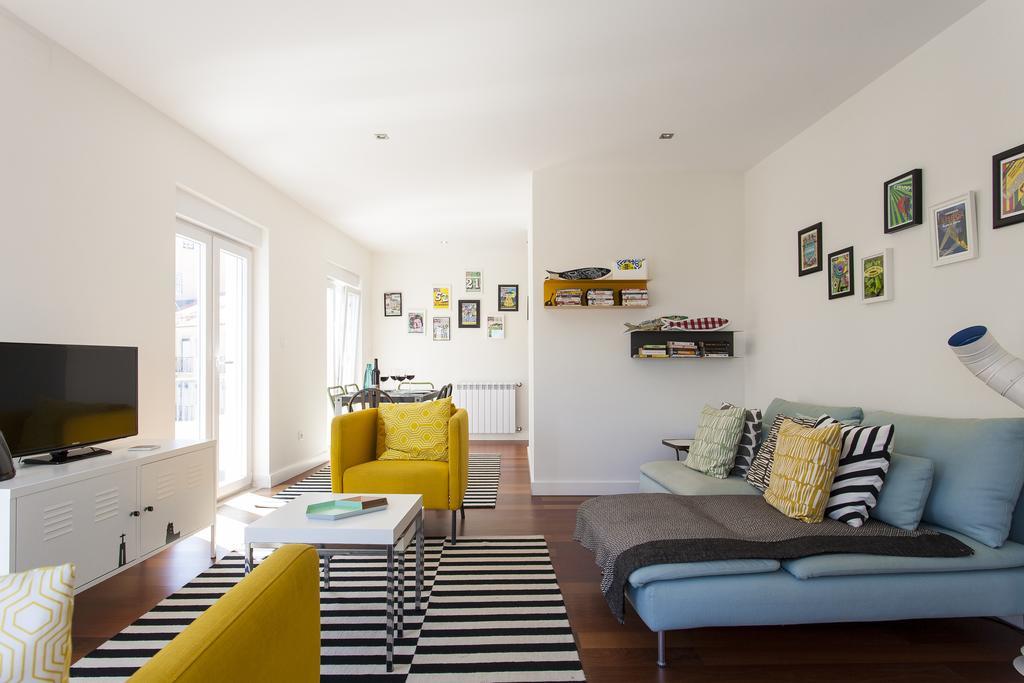 Joivy Joyful 2Br Apt With Terrace Nearby Sao Bento Palace Lisboa Eksteriør bilde