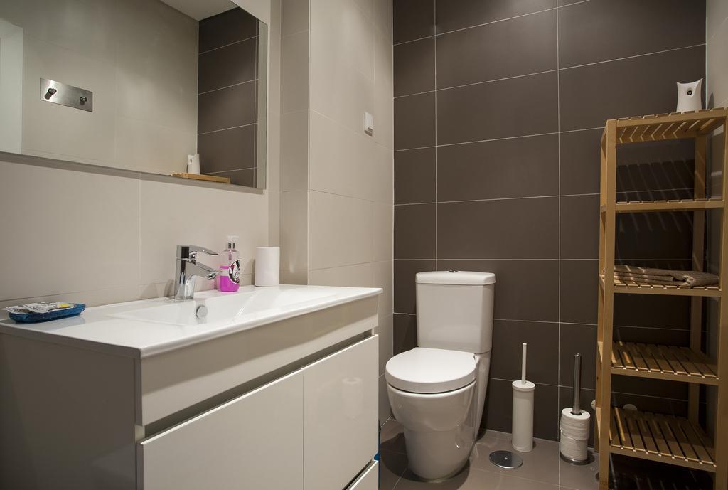 Joivy Joyful 2Br Apt With Terrace Nearby Sao Bento Palace Lisboa Eksteriør bilde