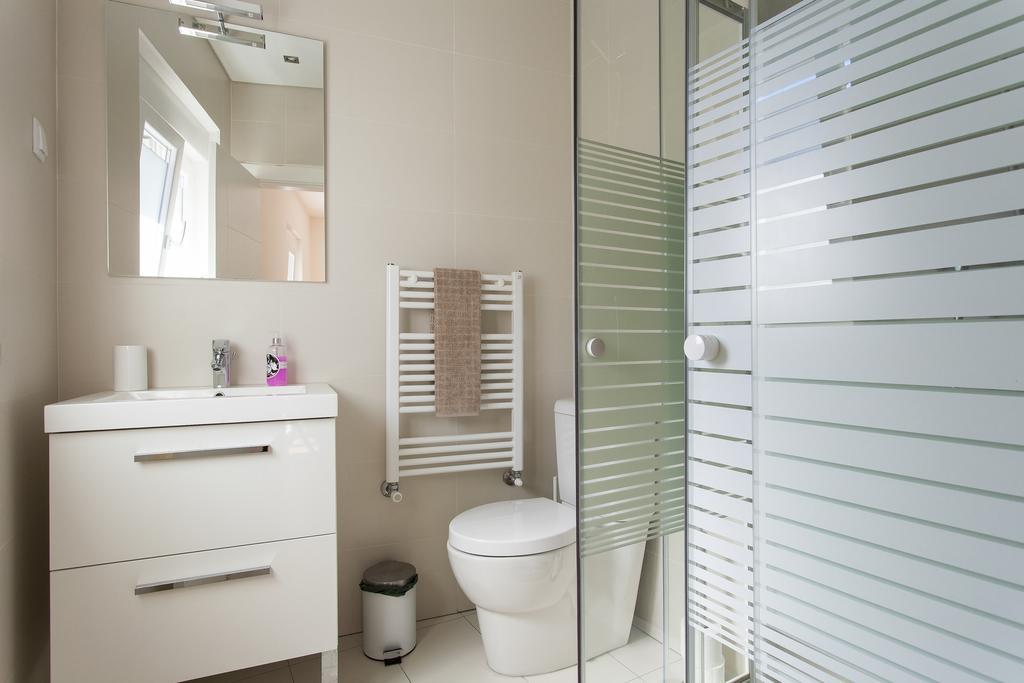 Joivy Joyful 2Br Apt With Terrace Nearby Sao Bento Palace Lisboa Eksteriør bilde